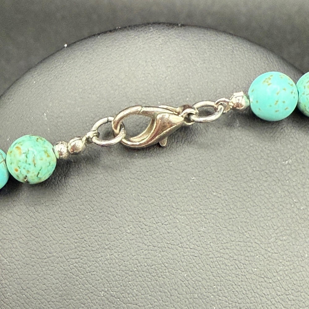 Czech Glass and Dyed Howlite Beaded Necklace - Picture 12 of 16